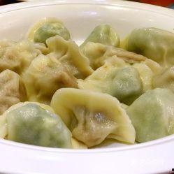 吃瓜水饺店,品味生活，尽在这一碗热腾腾的水饺中