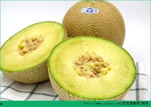 小孩吃中药也吃哈密瓜